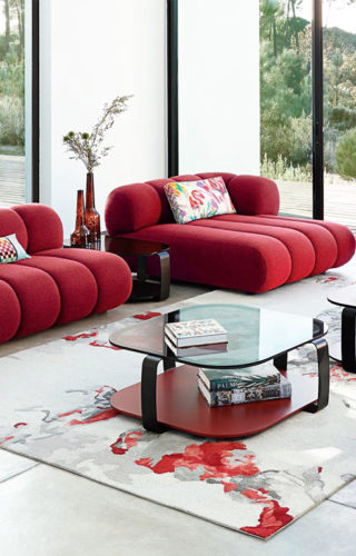 Подборка мебели и светильников в цвете года Viva Magenta по версии Pantone