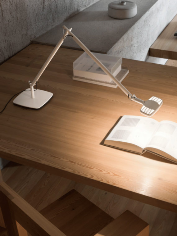 table-lamp-luceplan-otto-watt-white-main